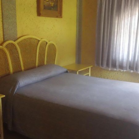 Hotel Villa Monarca Inn Zitacuaro Bagian luar foto