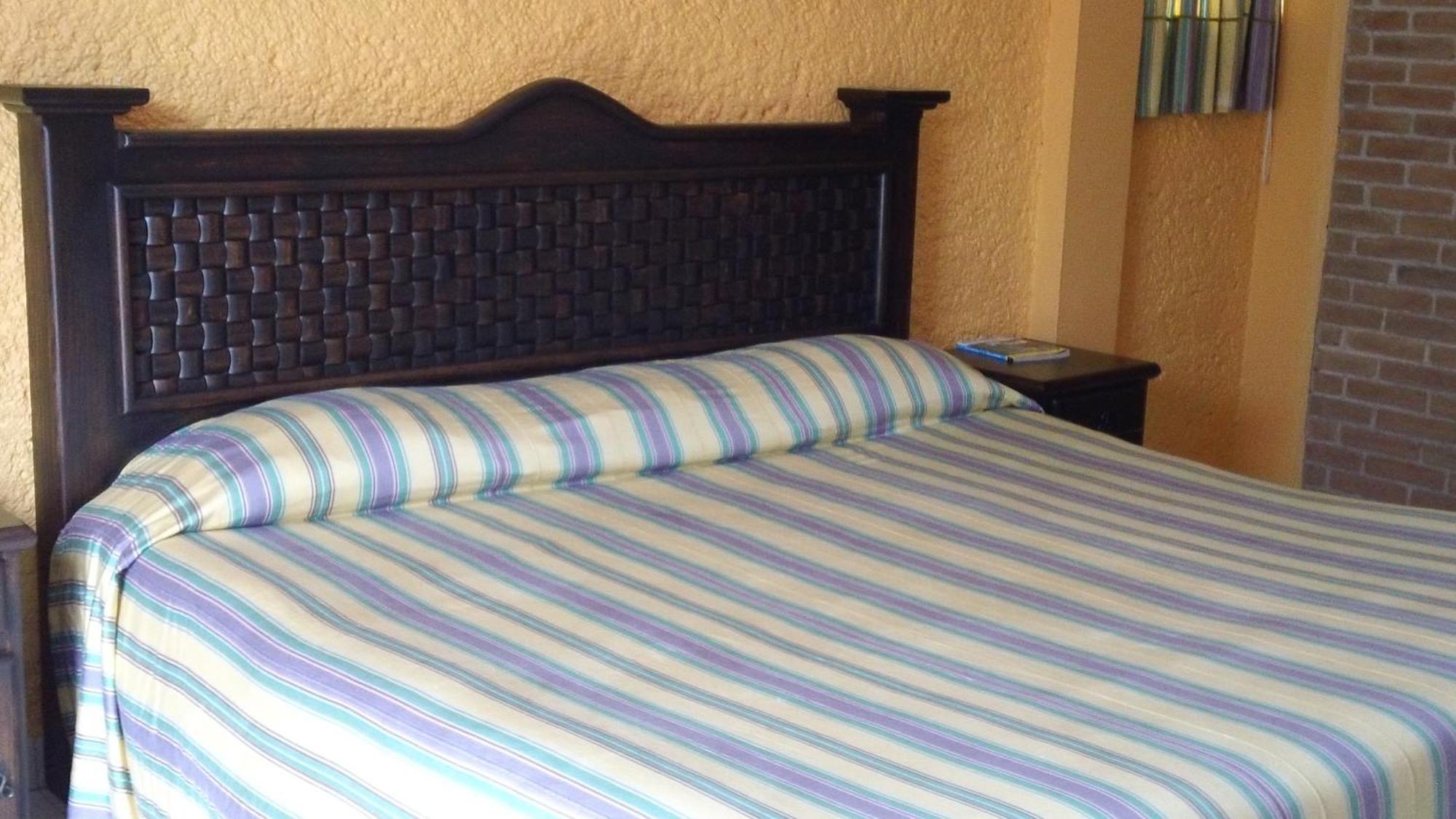 Hotel Villa Monarca Inn Zitacuaro Ruang foto