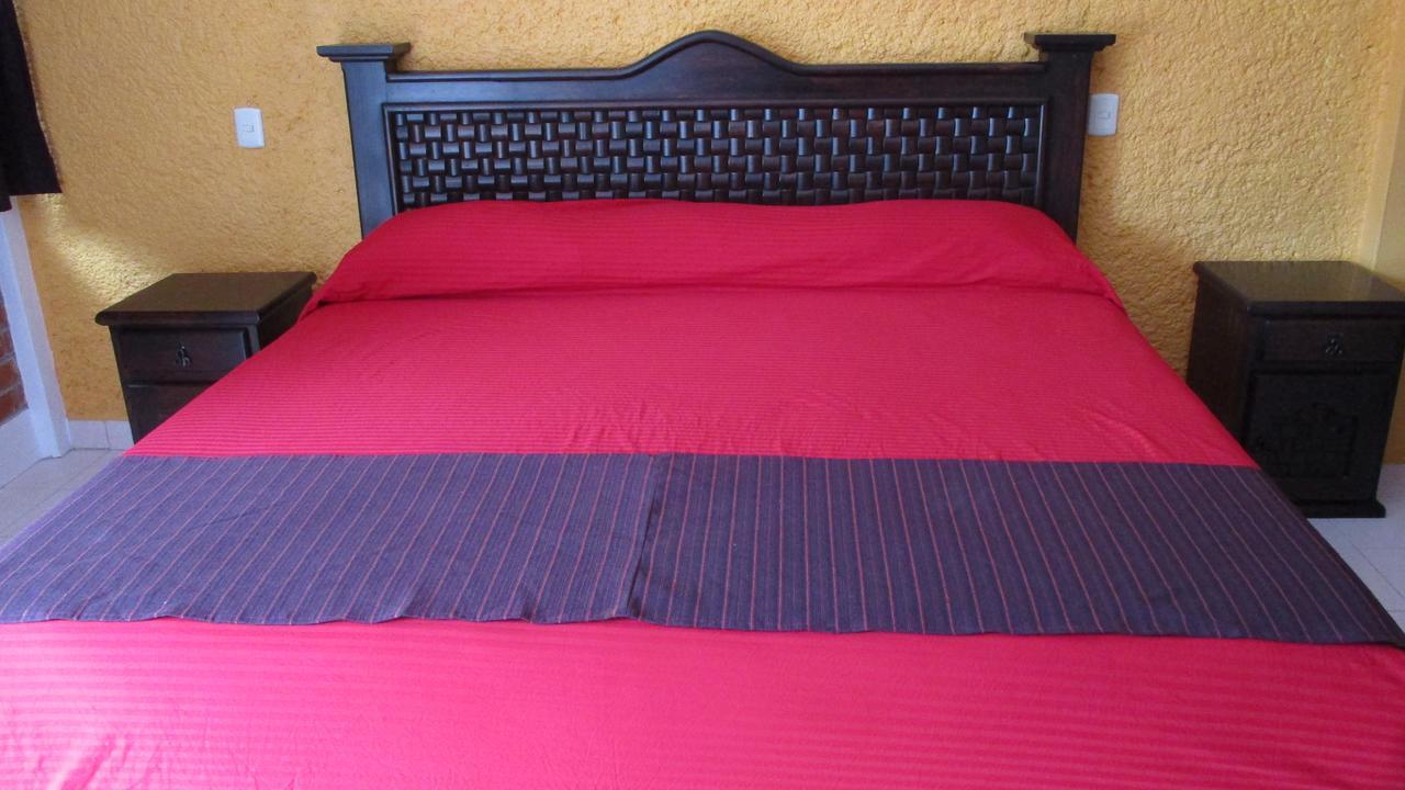 Hotel Villa Monarca Inn Zitacuaro Bagian luar foto