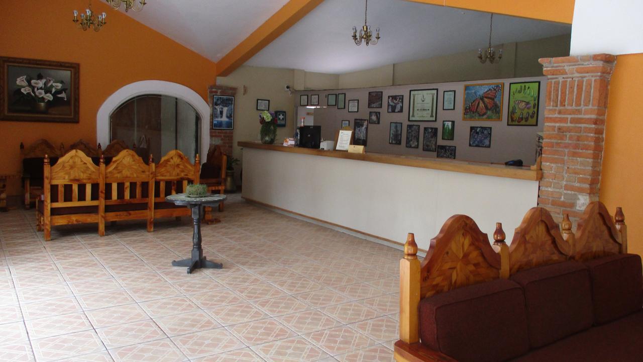 Hotel Villa Monarca Inn Zitacuaro Bagian luar foto