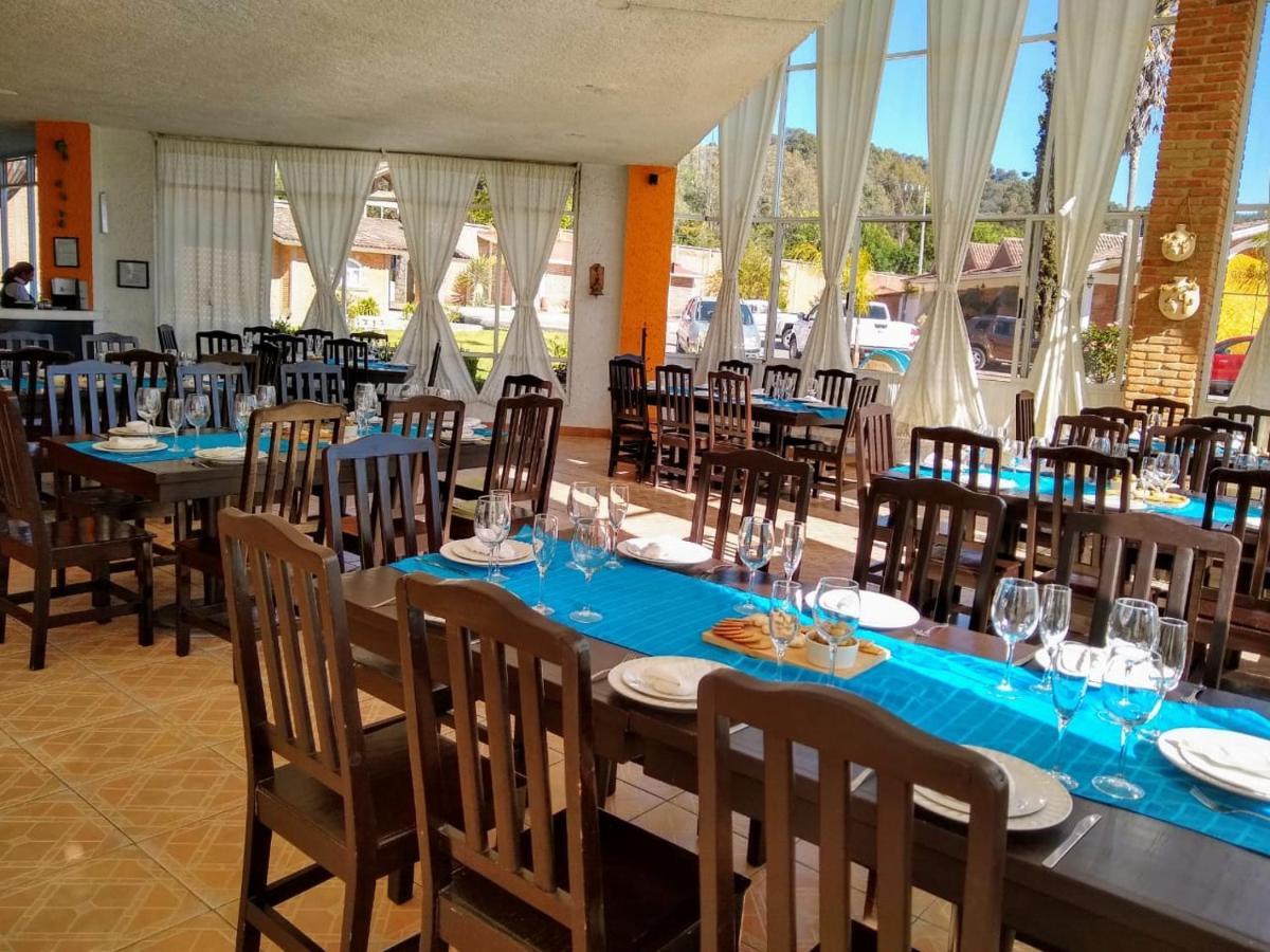 Hotel Villa Monarca Inn Zitacuaro Bagian luar foto