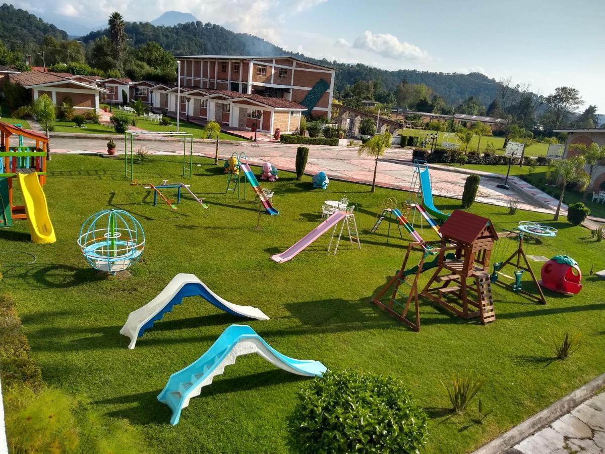 Hotel Villa Monarca Inn Zitacuaro Bagian luar foto