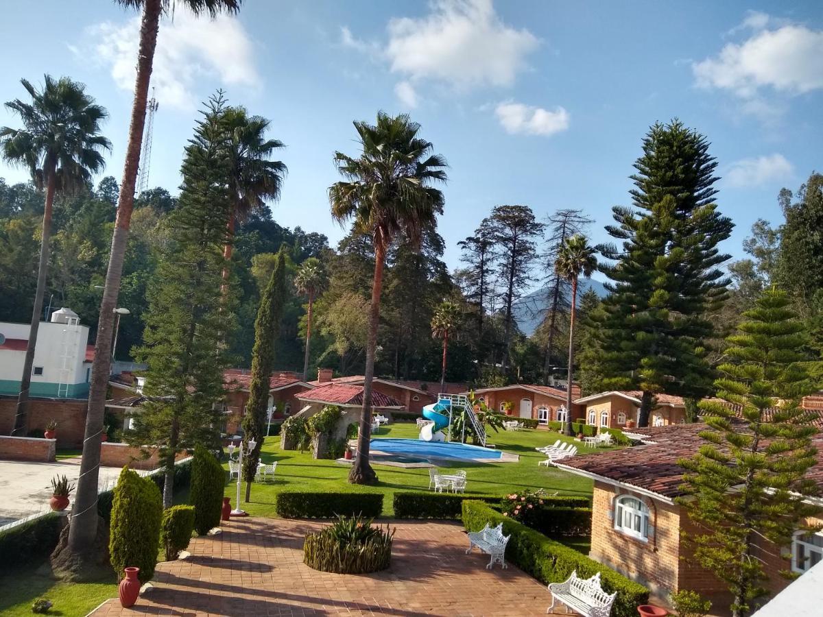 Hotel Villa Monarca Inn Zitacuaro Bagian luar foto